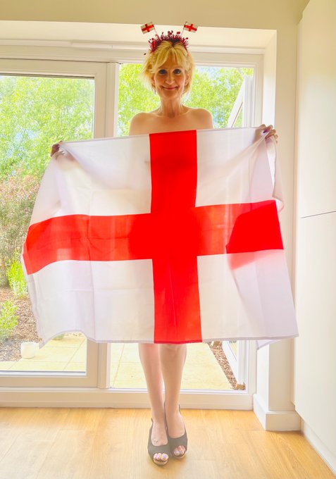 Cum on England! (or me) 🤣 What do you notice? Comment below then ❤️RP❤️ #FathersDay #EURo2024 #football<a href="/tag/england"class="tags"><span>#england</span></a><a href="/tag/football"class="tags"><span>#football</span></a><a href="/tag/fathersday"class="tags"><span>#fathersday</span></a><a href="/tag/euro2024"class="tags"><span>#euro2024</span></a>