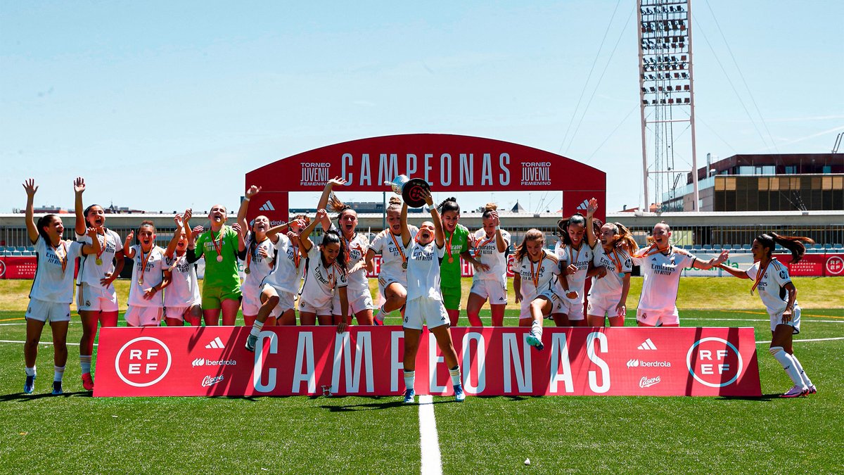 🏆 ¡ENHORABUENA, CAMPEONAS! 🏆
👉 Juvenil
#LaFábrica