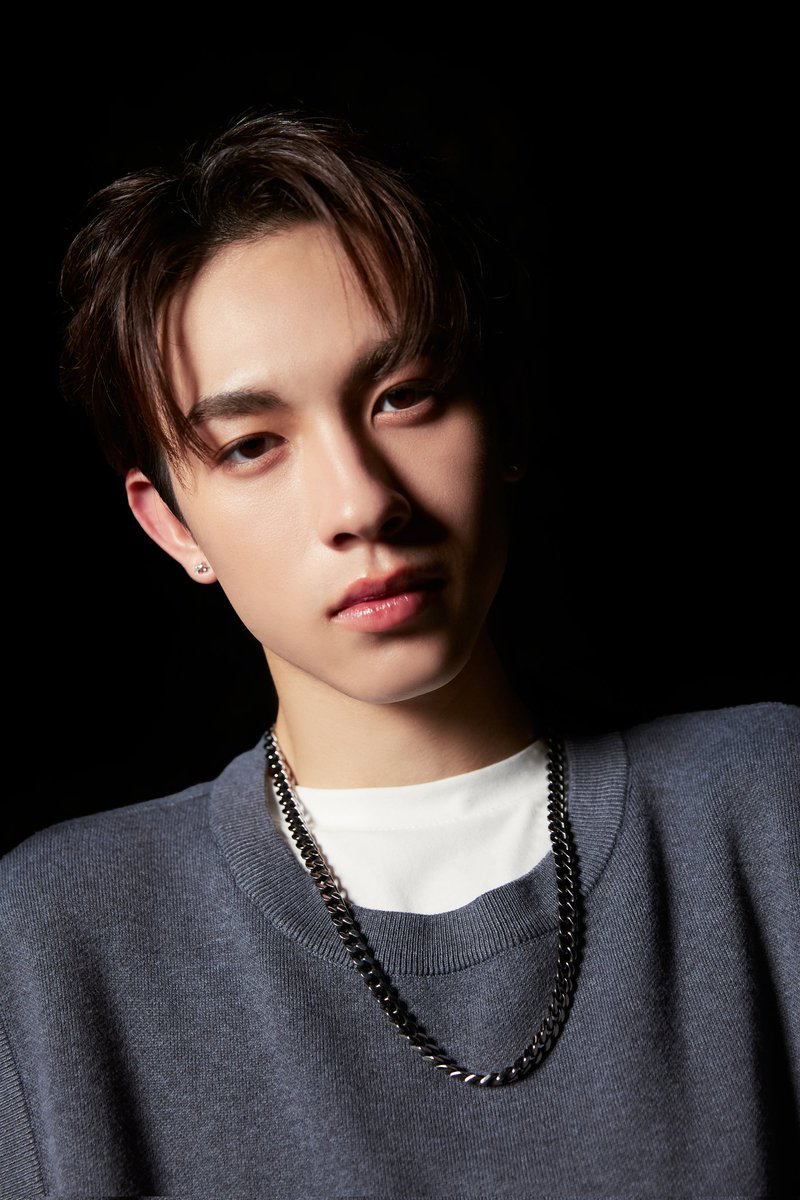 bemygboy's tweet photo. รูปโคลสอัพดีจริง หน้าผากรับคิ้ว คิ้วรับตา ตารับจมูก จมูกรับปาก ปากรับคาง เข้ากันไปหมดทุกส่วน ใบหน้าฟ้าประทานมาก
Perhaps Onglee's Image Teaser D2
#ONGLEE_ImageTeaser2 https://t.co/5VORJZ1nXN
