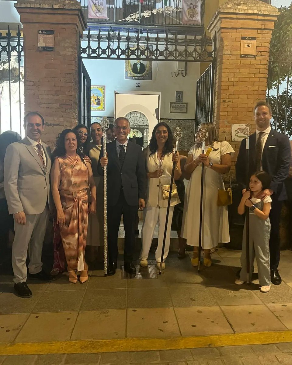 JJReyessdb's tweet photo. Un año más, La Palma del Condado se vuelva con María Auxiliadora @adma_lapalmacdo https://t.co/VevtXmqcbk