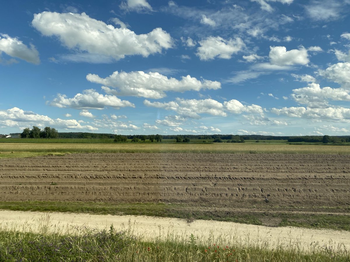 Und ich dachte in Bayern hat es Berge, wo sind die jetzt? cc ⁦<a href="/easterlakes/">Andreas Weinbrecht</a>⁩ 😜