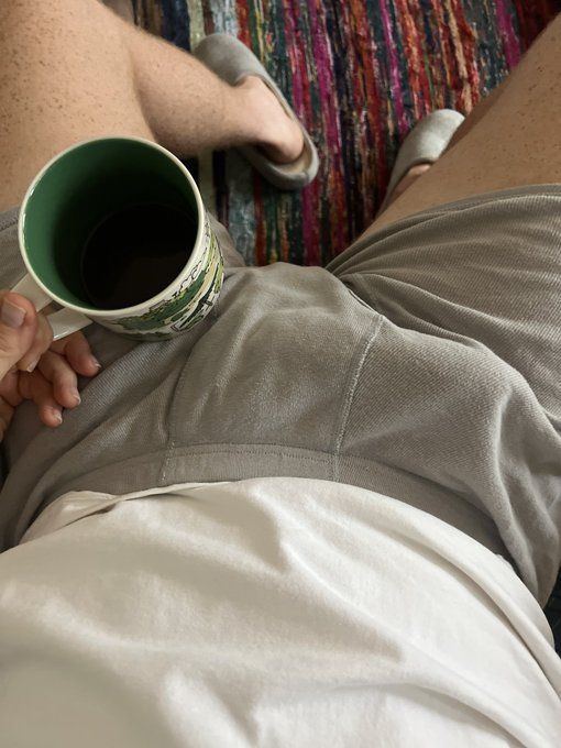 Good morning. I made you coffee ☕️ https://t.co/n5xmlIvnrO