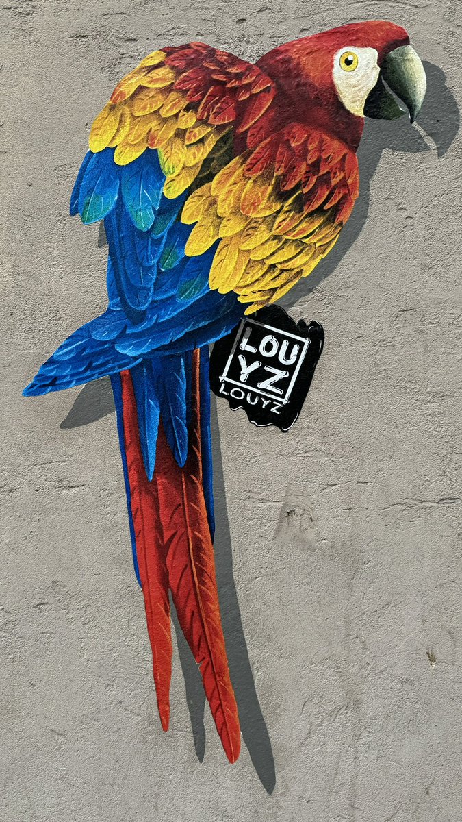 defiboo's tweet photo. #StreetArt @Louyz_artomur https://t.co/hLSjGDXKzz
