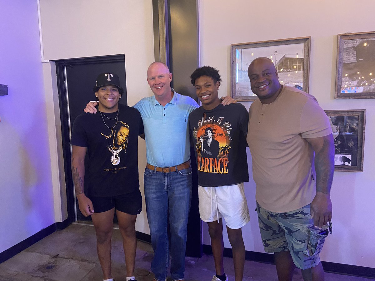 CoachJoshLynn's tweet photo. Happy Father’s Day to @RickyCash19   The Cash Family will have 2 Canyon Eagles playing for the Buffaloes this Fall!  @javincash11 @Cashdarion5   Go Buffs! https://t.co/CtbRVMeQ0u