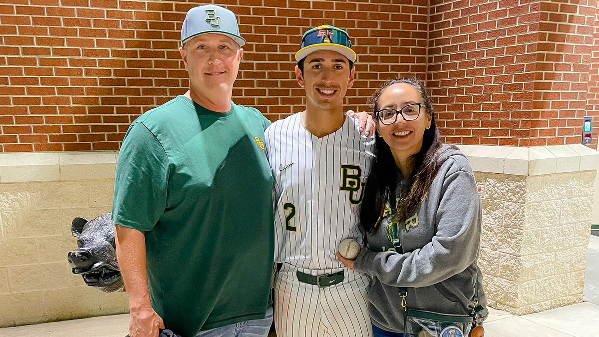 Happy Father's Day! 🐻

From playing catch in the backyard to taking grounders at the Little League fields, all the way through travel tournaments and now college ball, thanks for being there every step of the way 🤞

#SicEm 🐻⚾️ | #Together
