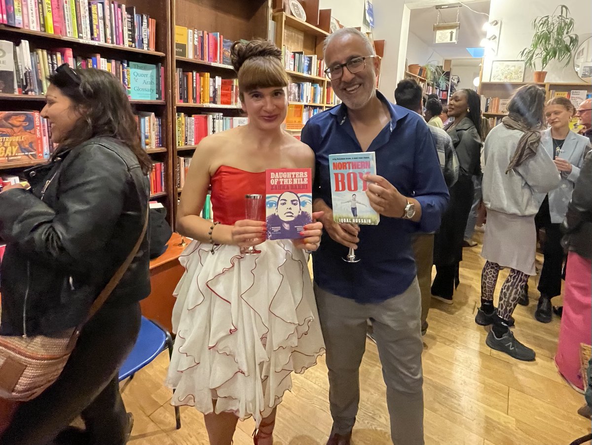 rina_gill's tweet photo. #UnboundFirsts is an initiative @unbounders @aliyagulamani launched 3 years ago to spotlight and publish brilliant debut writers of colour. @ZahraBarri1 and @ihussainwriter are our second lot of authors to be published. I'm googling to see if I can make them into a cake topper.π₯° https://t.co/ZCocR06d4i