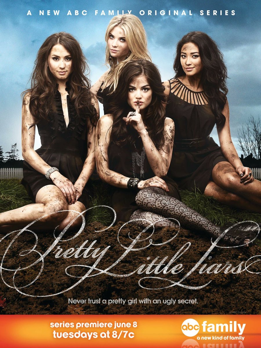 purplbase's tweet photo. “pretty little liars” premiered https://t.co/4egApSrIXT