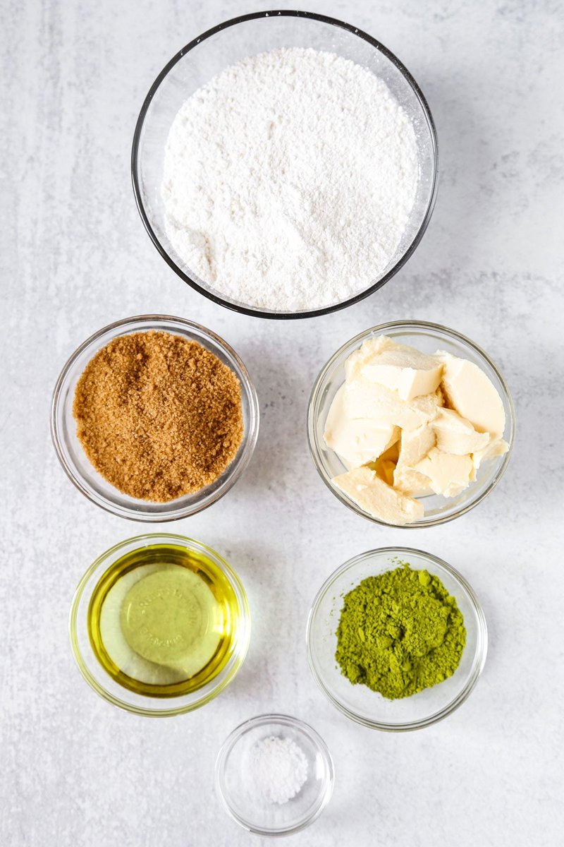 misspickledplum's tweet photo. Delicately sweet and chewy like rice cakes on the inside, these matcha mochi cookies are easy to make and very hard to resist!
Get the Recipe ๐ https://t.co/qCw5pHhFgq
#matcha #mochicookies #matchacookies #baking #cookies https://t.co/ytFvEAujQq