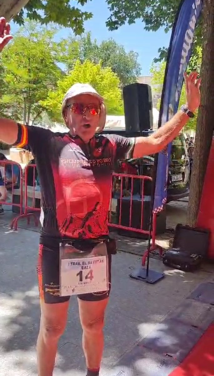 Otro fin de semana de carreras, Eva consiguió el 2 puesto en su categoría en la carrera popular de Sorbas, Jesús y Fede, por su parte han logrado el 4 lugar en sus respectivas categorías, en Baza.
Enhorabuena a los tres.
Siempre es Posible