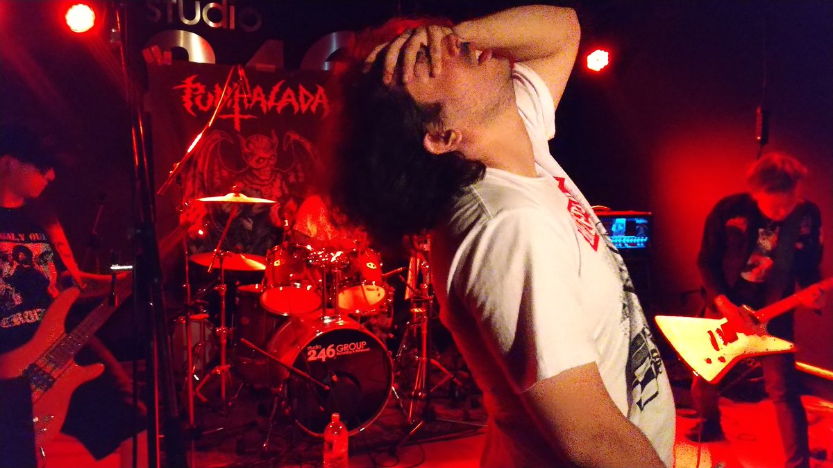 GARBAGE_Komatsu's tweet photo. 2024.6.16(sun)
Kill Your Fucking Idols Vol.22
ACxDC No/Mas Japan Tour名古屋編

今日はPUNHALADA主催のイベントに♪
めちゃめちゃ面白かったです🤘

#東山246
#ACxDC(US)  
#NoMas(US)  
#POPELNИСЭ
#BlastingRod  
#PUNHALADA https://t.co/TNFXtfQrcu