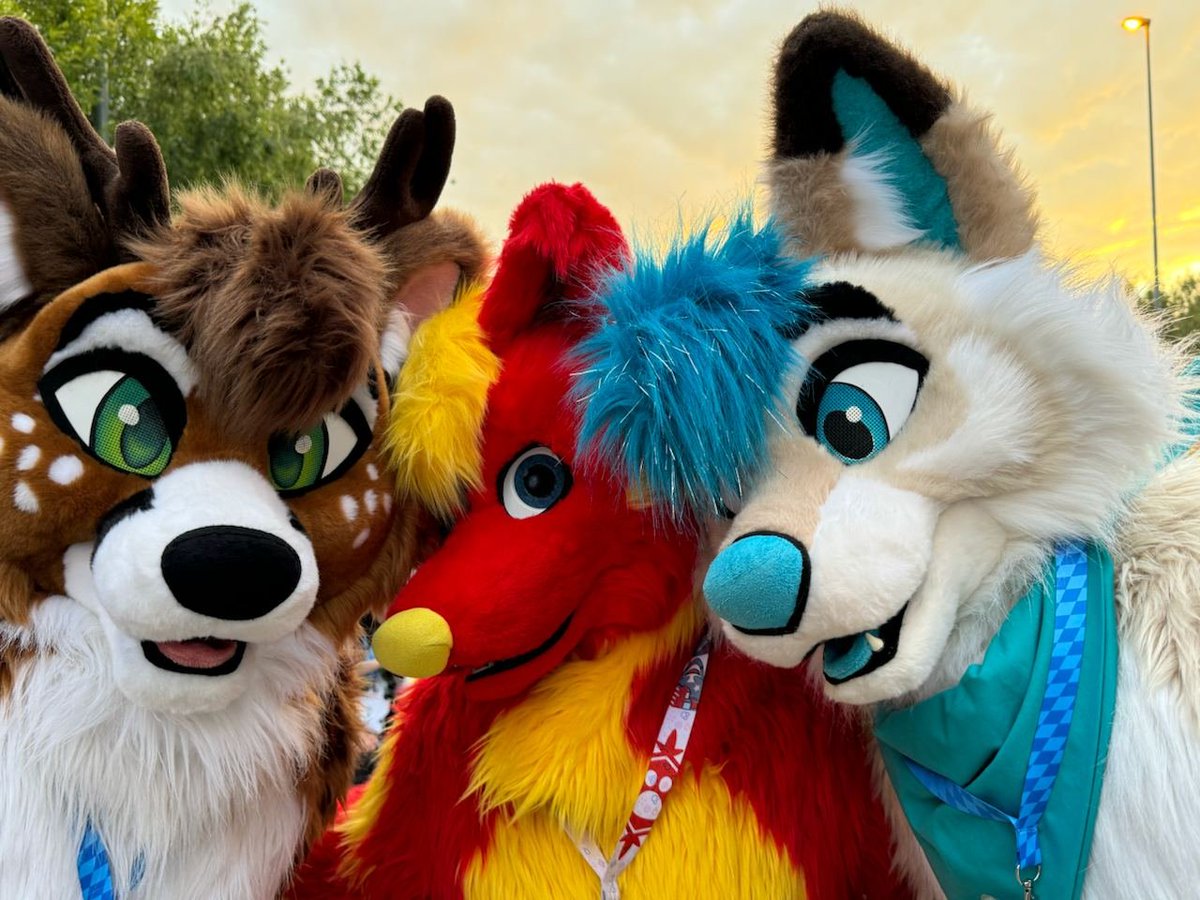 the #BFD14 was so nice, I met lots of friends and had a lot of fun. thank you <a href="/BayernFurs/">Bayern-Furs e.V.</a> for this event

📸Mikami-Katze