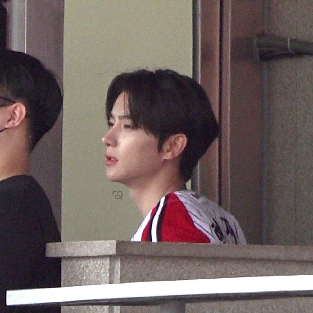 옆태가 정말로 ... 👍🏻 #현재