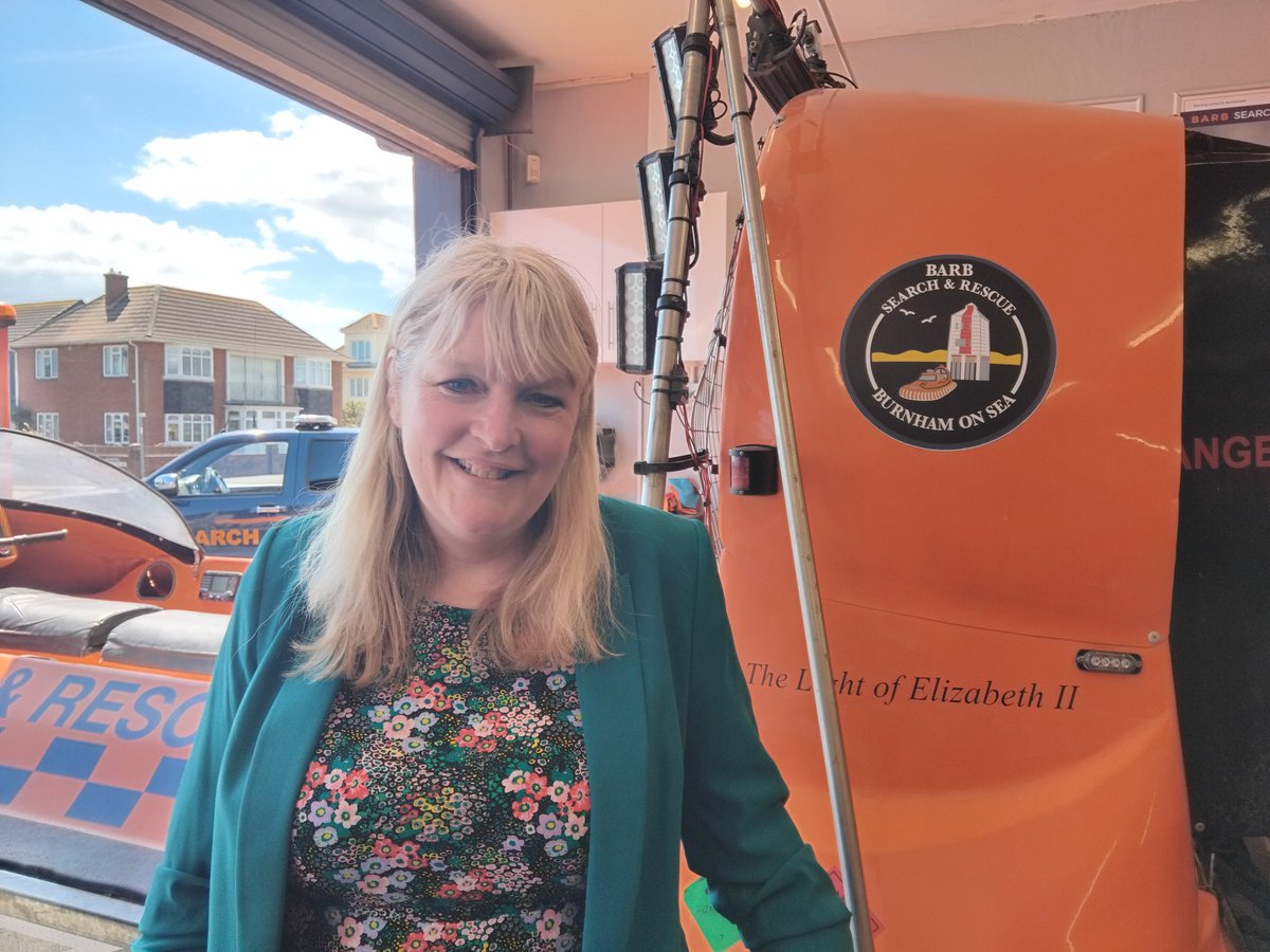 ClairedeSully's tweet photo. Spent morning with @barbhovercraft celebrating the 30th anniversary of opening their seafront building.
30 years ago @AnnekaRice and her team built the building in 72 hours.
Read more about BARB's incredible work here:
https://t.co/HYSjR4wmvB
#Burnham #Highbridge #MPCandidate https://t.co/cbD97B3uev
