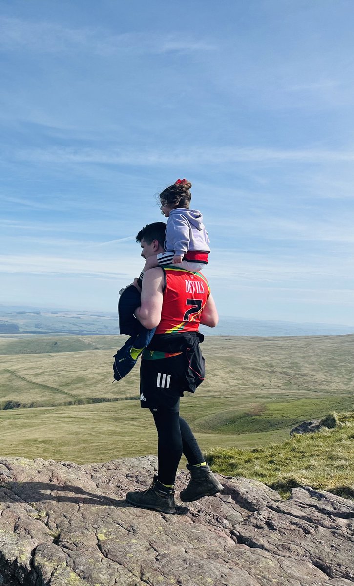 Chloe Howells tweet media