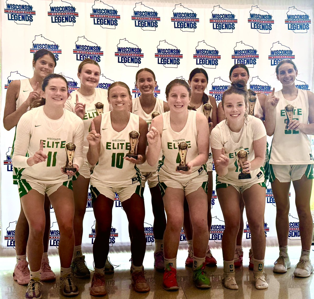 Our 17U Johnson team is back to back CHAMPS at the <a href="/wilegends/">Wisconsin Legends</a> Classic. 
Here are the stat leaders for their 44-25 win over Legends 26 State. 

🏀Points🏀
<a href="/allyarmstrong02/">Ally Armstrong</a> 

💪🏻Rebounds (tie)💪🏻
<a href="/Jessica52Morgan/">Jessica Morgan</a> 
<a href="/AbbyHollis4/">Abby Hollis</a> 
<a href="/HaddieShowen/">Haddie Showen</a> 
Gracie Clary
Ava Brings

🥷🏻Steals (tie)🥷🏻