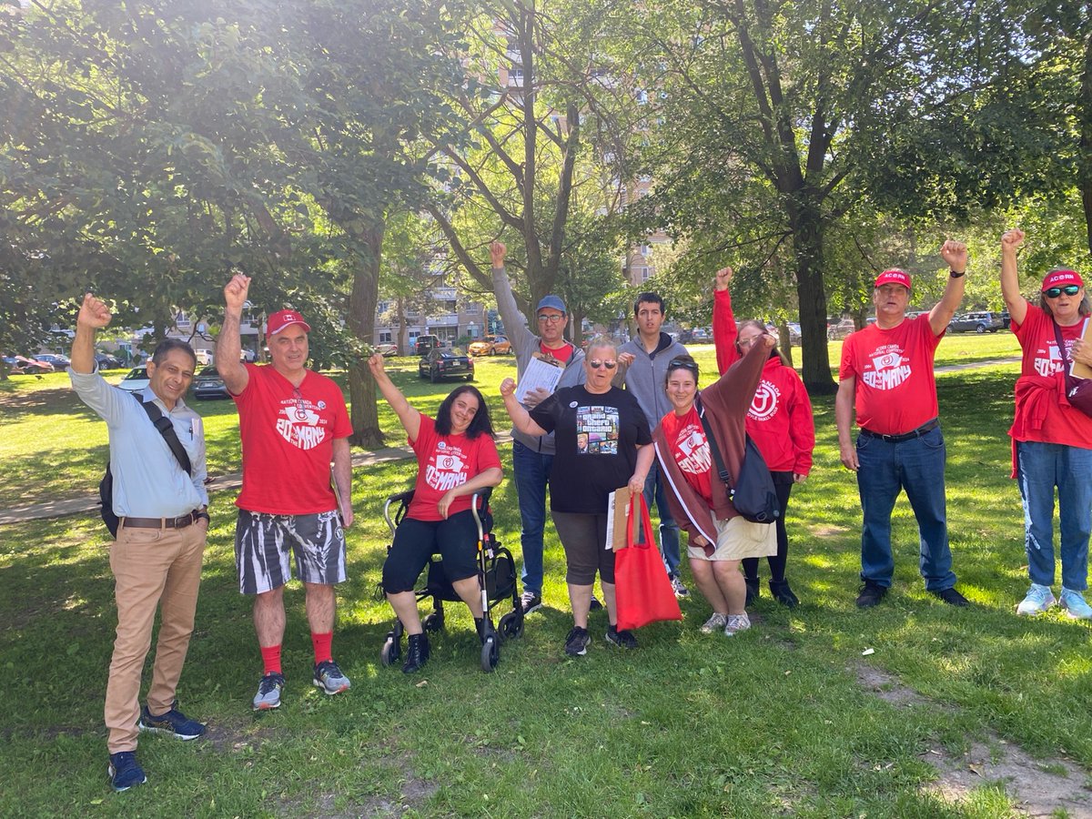 BIG doorknock today in Scarborough, Whitby, Ajax and Oshawa 4 national #TenantRights standards! Heard about the Renters Bill of Rights? Let's do it right! #RentControl #BanNoFaultEvictions #Right2Organize &amp; more! #20ForTheMany
