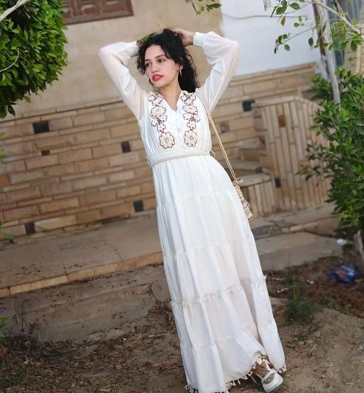 AlaalmSokaina's tweet photo. اجمل مرهيقة مصرية https://t.co/wpejHGbv6L