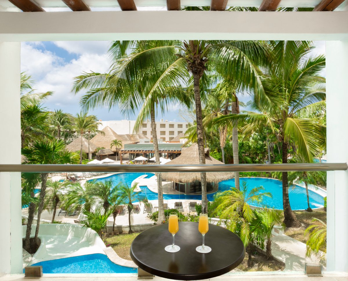 SecretsResorts's tweet photo. Paradise redefined at #SecretsAura.
Experience unmatched luxury with a morning mimosa view.
Sprinkle extra, exclusive magic into your next getaway: https://t.co/uYRLIyOdqY
โจ ๐ด ๐ ๐ฅ https://t.co/jWNBNW3qt7