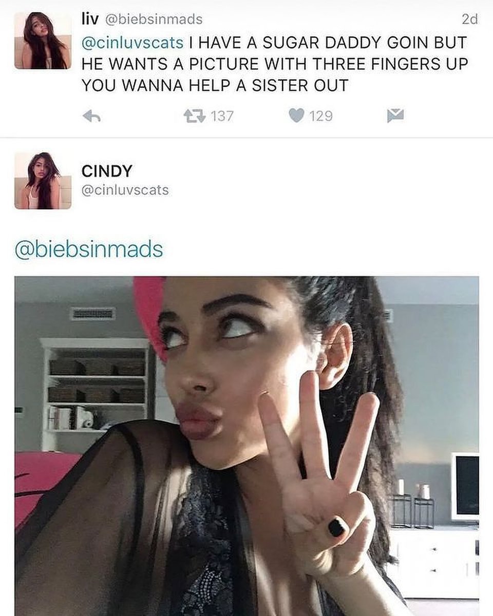 nostalgicsz's tweet photo. Cindy Kimberly helping her fans catfish their 'sugar daddies' (2016) https://t.co/UMigPRW9Sb