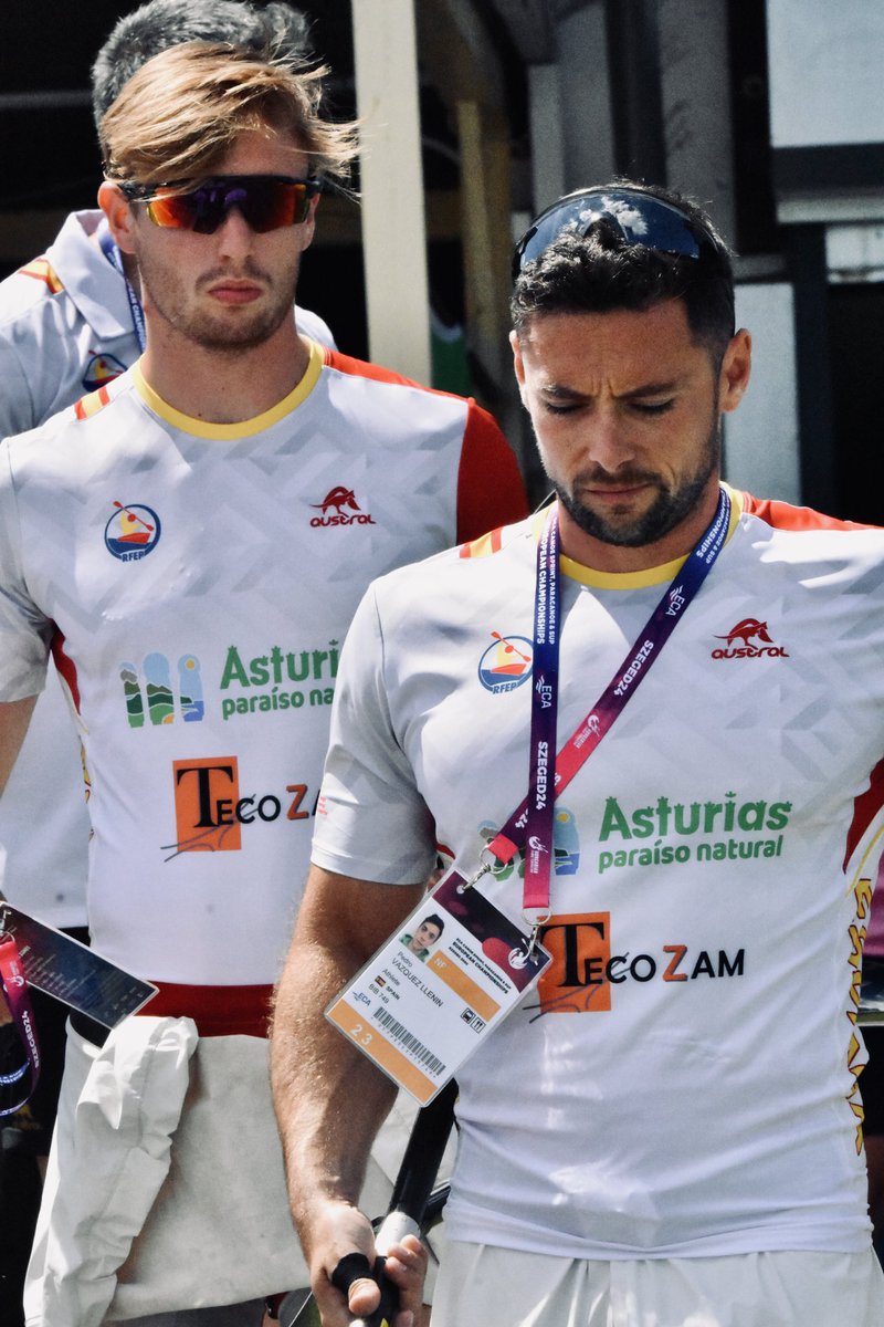 👋🏼🇭🇺Nos marchamos de este Europeo con…

1️⃣ Un abrazo.
2️⃣ Una palada.
3️⃣ Un vistazo al futuro.
4️⃣ La decisión de que volveremos. 

¡Enorme, España! 🇪🇸 #SomosPalistas