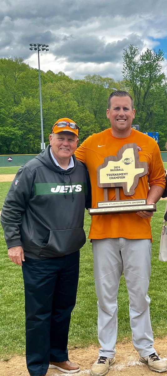 Happy Father’s Day! Beyond blessed to have an amazing dad. Thankful for everything he has done for me