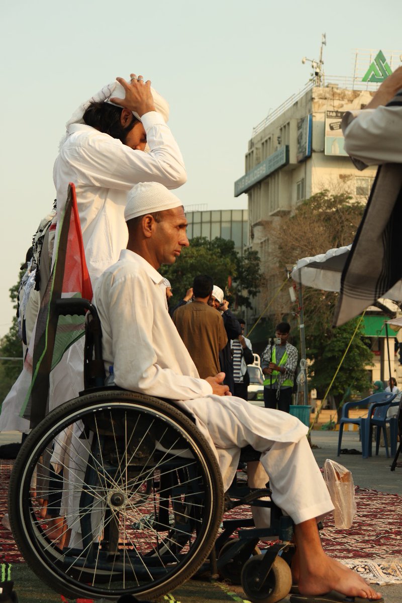 Kk9973A's tweet image. What&apos;s your excuse for not participating in d-chowk protest for Palestinians
Wakeup now take action now
It&apos;s now or never 
#standforPalestinians
#Eid4Gaza
#Reachdchowknow