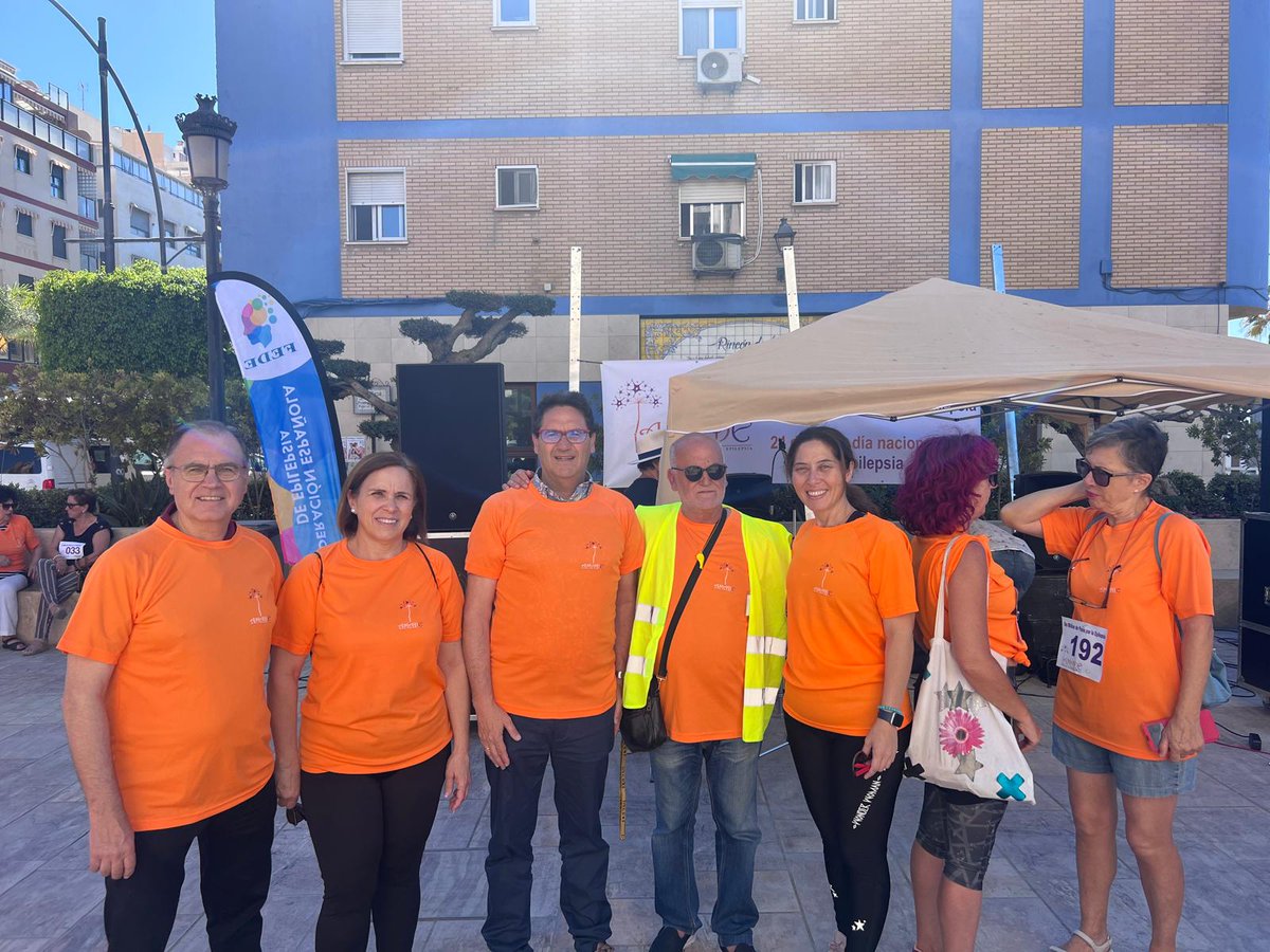 psoerincon's tweet photo. Un año más, nos hemos sumado a la marcha ‘Un Millón de pasos por la  Epilepsia’, que se ha celebrado en Rincón de la Victoria. Siempre apoyando y colaborando en causas solidarias. https://t.co/jbBpmdugk5