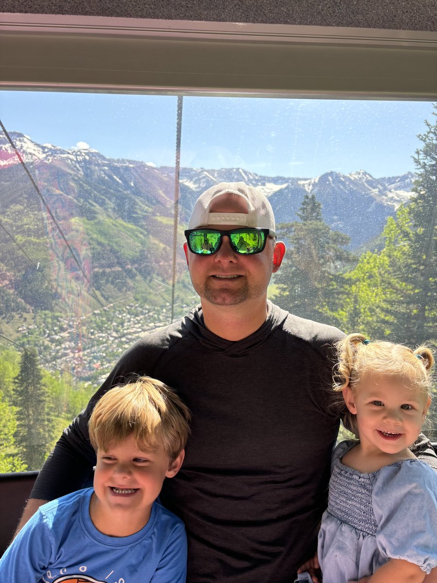 Eric Ruehl™ tweet media