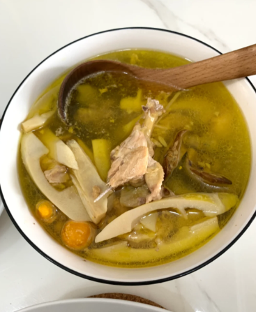 Lee_cusa's tweet image. Lunch is better when shared with good company! 👫