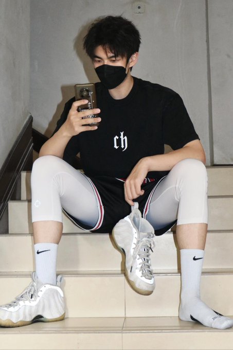 白袜 https://t.co/CHFOQAX29O<a href="/tag/%E5%8F%A3%E4%BA%A4"class="tags"><span>#口交</span></a><a href="/tag/%E5%A5%B6%E7%8B%97"class="tags"><span>#奶狗</span></a><a href="/tag/%E4%B8%9C%E5%8D%97%E4%BA%9A"class="tags"><span>#东南亚</span></a>