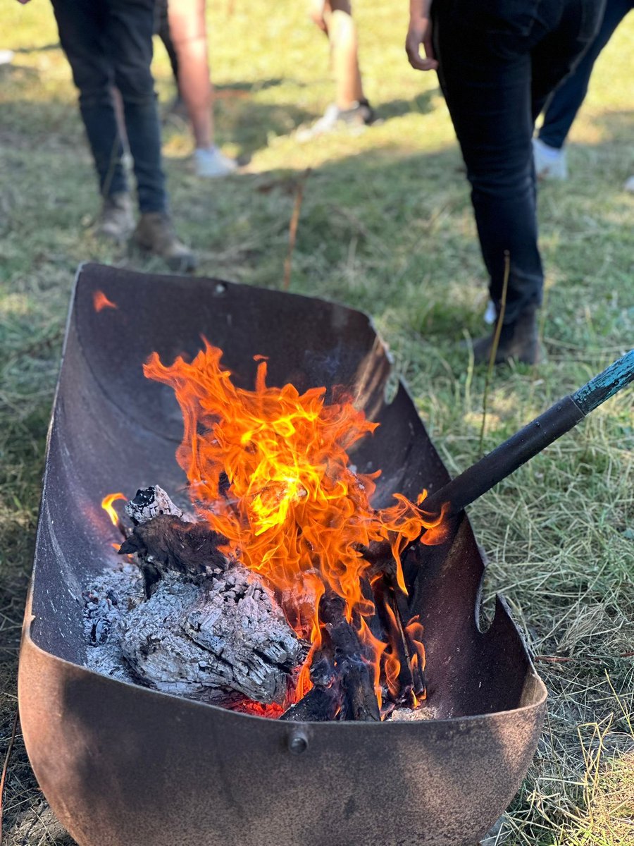BaubryR's tweet photo. 🌞 Une belle matinée lors de la Ferrade du Club Taurin La Bouvine - Orgon à la Manade Grimaud à #Eygalières.
Traditions mises à l’honneur sous le soleil de Provence avec les passionnés de la bouvine ! 🐂
🌐https://t.co/ZXNW42hR9m
#ClubTaurin #bouvine #provence #Orgon #Ferrade #Baubry2024 #circo1315