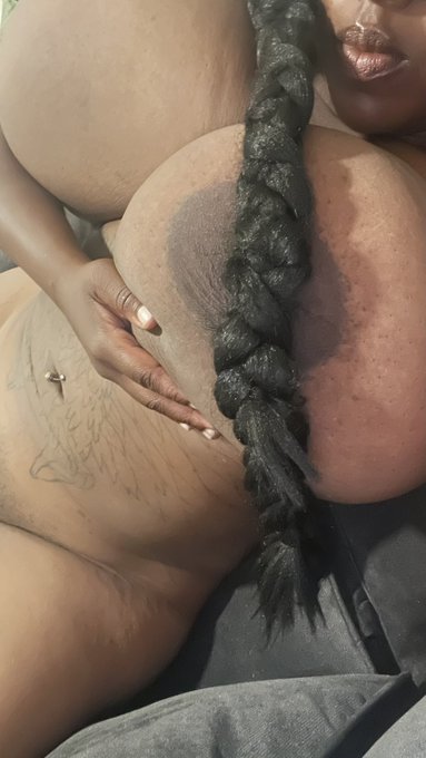 Rt: Dm me for a custom nude titty play or pussy play. And join my https://t.co/v3cCdV7ioD https://t.co/4HhiEYYnfp