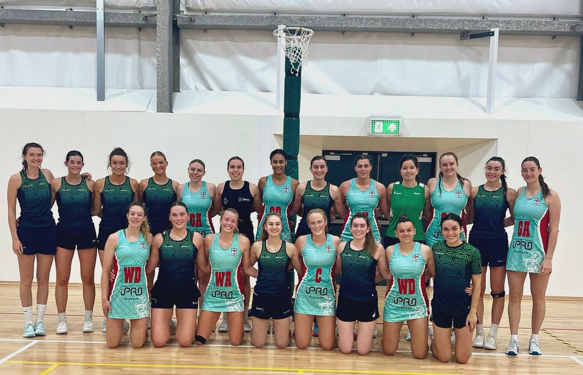 LouisaJayneW's tweet image. The biggest thanks to @sheonahforbes @sachgrant &amp;amp; everyone at @netballni - thanks for hosting us this weekend, loved the netball and loved Belfast 🙌🏴󠁧󠁢󠁥󠁮󠁧󠁿🦄 - brilliant prep for @EngUniSport team with 2 wins before our final weekend of the season for #nationscup