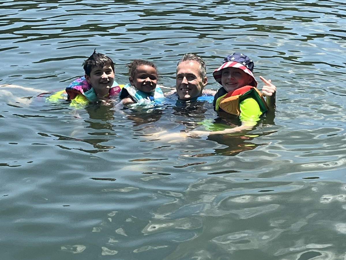 Miranda Combs tweet media