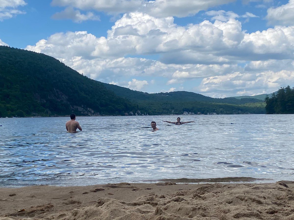 DSharpScience's tweet image. This week, I’ve had the pleasure of sharing my PhD project work from @DrGlycoBen &amp;amp; @FuchterMatt labs, @GordonConf #Bioorganic 2024. Great science, amazing speakers &amp;amp; friends made from far and wide! A huge thanks to @RSC_CBBG for awarding me a travel bursary to attend! #glycotime