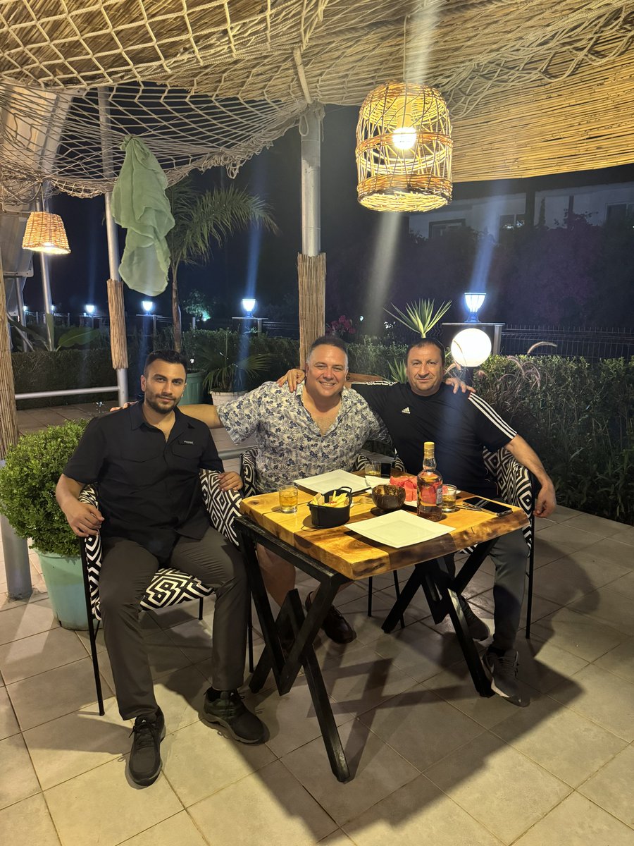 <a href="/Erten_ihsan/">İhsan Erten</a> <a href="/AAhrasoglu/">AYHAN AHRASOĞLU</a>  #madras #baahubali #sonofcooger Gazi’ye doğru adım adım dostluk içerisinde🤝