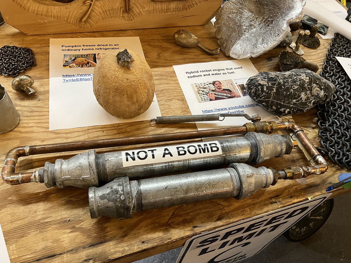 Explosions&Fire tweet media