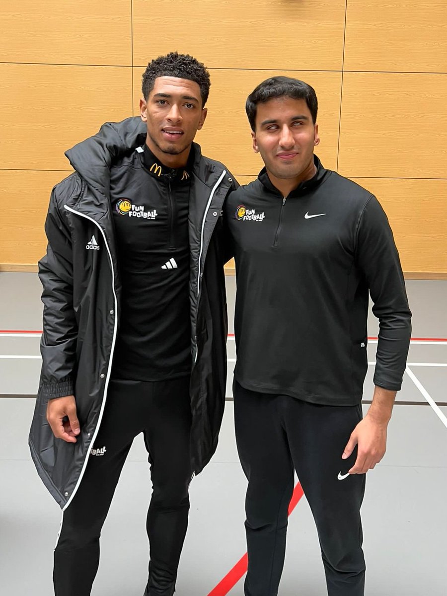 Azeem Amir (@azeem_amir99) on Twitter photo I've had a word... It's Coming Home! 🏴⚽ (Hopefully!😂)
Great to work on a project recently alongside <a href="/BellinghamJude/">Jude Bellingham</a>, <a href="/FunFootballUK/">McDonald’s Fun Football</a> and <a href="/LearnWithESS/">Learn With ESS</a> to get more children participating in disability football! 💪 I've had a word... It's Coming Home! 🏴⚽ (Hopefully!😂)
Great to work on a project recently alongside <a href="/BellinghamJude/">Jude Bellingham</a>, <a href="/FunFootballUK/">McDonald’s Fun Football</a> and <a href="/LearnWithESS/">Learn With ESS</a> to get more children participating in disability football! 💪