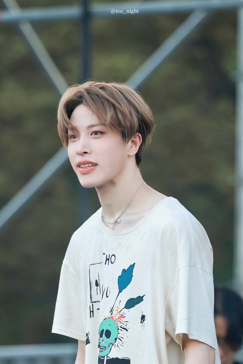 𝐨𝐜𝐞𝐚𝐧_𝐁𝐋𝐔𝐄 𝐞𝐲𝐞𝐬 tweet media