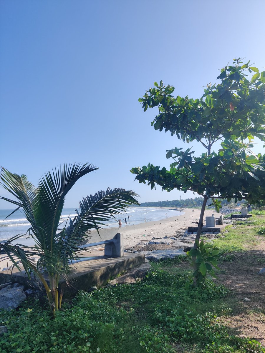 PaiRaveen's tweet photo. U made my day #udup, from Lord krishnas darshan, to seawalk at malpe to Mitra samaj's amazing breakfast
Actually still am surprised that Udupi has better beaches & infra for tourists thn Mangalore 😅
@RanjanMallya @VisitUdupi @udupi https://t.co/F0jsDL7MyR