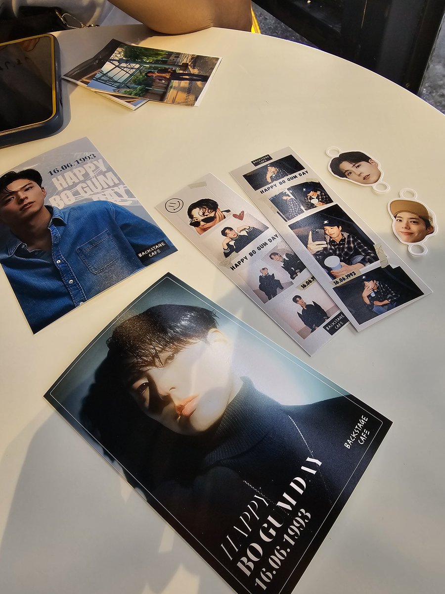 rathitikan19's tweet photo. เป็นอีก1งานที่ทำให้แฟนคลับอย่างเราใจฟูมาก 🎂🥳
#bogum #parkbogum #พักโบกอม
#Happybogumday2024
#Happybogumday2024XBackstagecafe
#Backstagecafe https://t.co/ryqcmHgmqb