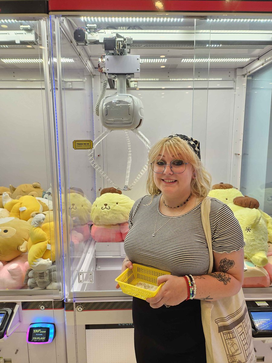 RealMints's tweet image. Happy birthday to my special, my absolute universe, the most amazing person in the world who I am so incredibly lucky to call my wife, @korekathryn 💖