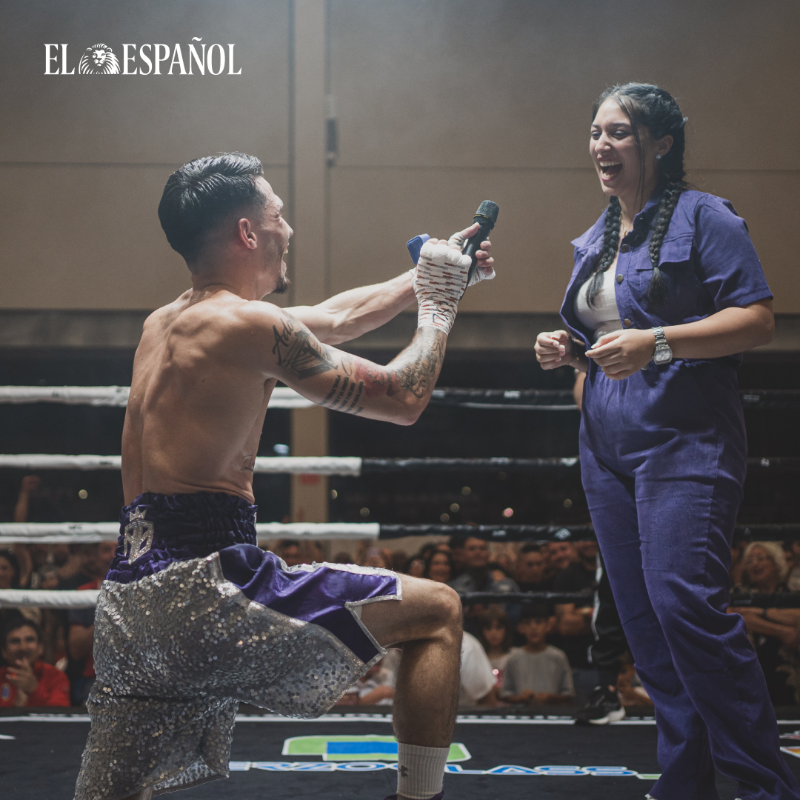 elespanolcom's tweet photo. Barrull venció en dos asaltos a Alexandru Lonita

👉 EL ESPAÑOL vivió con él los momentos previos y posteriores al combate: luchó con un dedo roto

"Me ha pasado una cosa por circunstancias de la vida de la que no me siento orgulloso, pero el silencio hace cómplice a cualquiera"