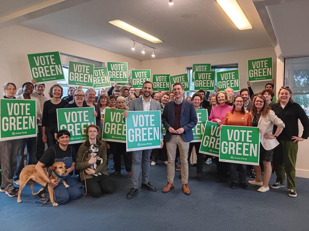 AdrianRamsay's tweet photo. Huge thanks to the 90 supporters yesterday and 35 today, who came from across the country to help campaign in #WaveneyValley this weekend 🙏

I spoke at the #GreatBigGreenWeek in #Eye, met Karen and Judy from the Suffolk @WASPI_Campaign group, pledging to support their calls for fast and fair compensation, and visited a local produce market in #Fressingfield, bringing together the community. 

Want to help me beat the Conservatives in Waveney Valley?

💚 Sign up for next weekend with @natalieben:
https://t.co/RG74zPUcbT

📮 Remember to apply for a postal vote by 5pm on Weds 19 June:
https://t.co/SZUFQ7IF3H 

#VoteGreen #TeamAdrian #GetGreensElected