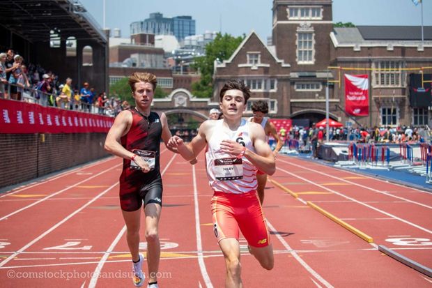 MSHeartland_'s tweet photo. Patrick Hilby makes a HUGE statement in his final race as a high schooler in the 800m!! He cops the US#1 and IL#1 all time: 1:47.55 !!!! #NBNO https://t.co/us9fAMTSy2