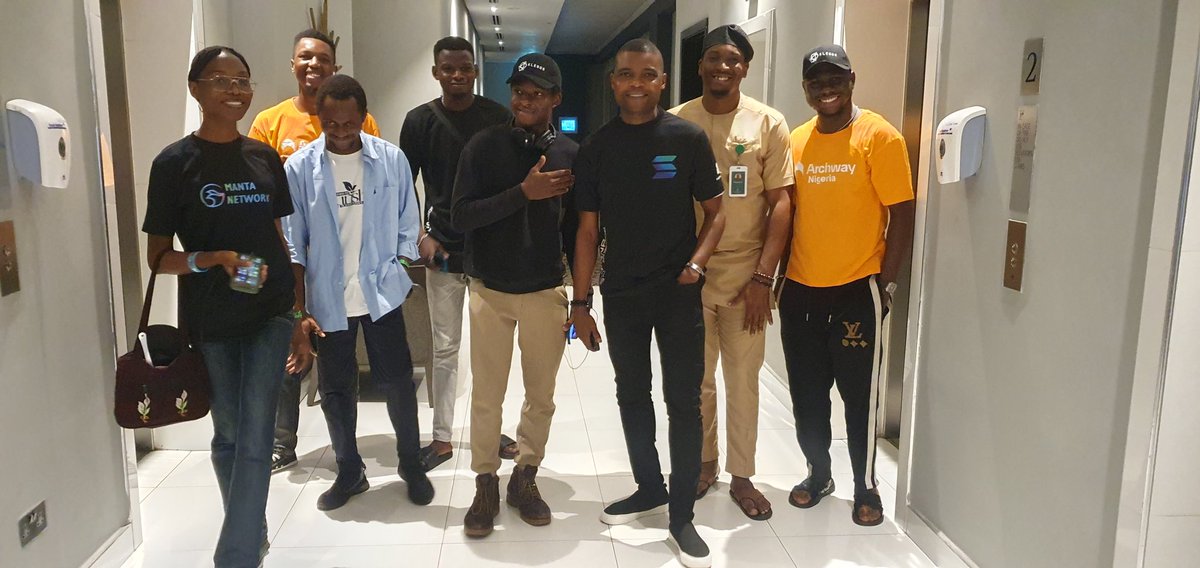 ampraisi's tweet image. Thrilled to represent Archway Network at Lagos Blockchain Week! 🚀 Exciting discussions, groundbreaking innovations, and incredible networking opportunities. The future of blockchain is here! #LagosBlockchainWeek @LagosBlockWeek #ArchwayNetwork 
@archwayHQ @ArchwayHQNG