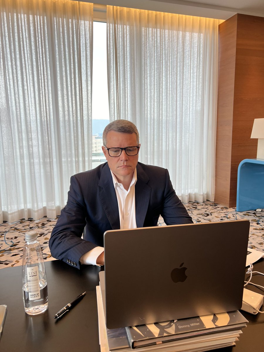 guydiedrich's tweet image. Kicking off an exciting week ahead in Asia, announcing investments through our @Cisco Country Digital Acceleration program. 

Tune in to @SquawkCNBC with @MartinSoong and @cherykang at 7:40am for more.

#CiscoCDA
