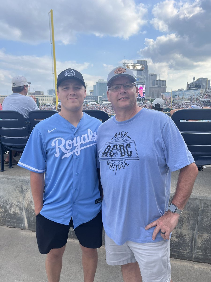 jamccall71's tweet photo. #mcws #FathersDay https://t.co/RuAeRdJQYX