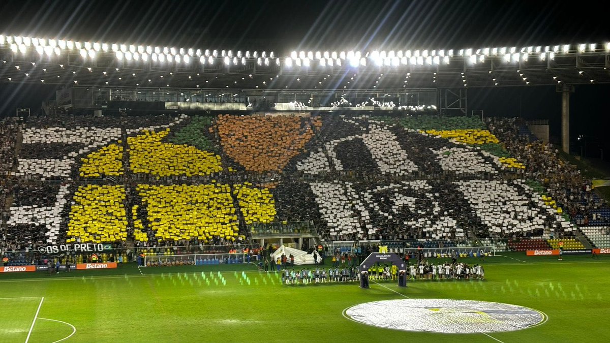 MovNacag's tweet photo. O CLUBE QUE TRANSFORMOU O BRASIL NO PAÍS DO FUTEBOL!

No Rio de Janeiro ou no Espírito Santo, o Botafogo mostra o poder de sua torcida nacional.

Nossa vitória começa na arquibancada!

#NinguémAmaComoAGente https://t.co/npWRqzQSqx
