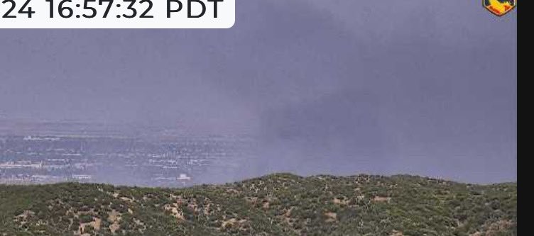 ZoomCenter's tweet image. #MaxFire is at 500 acres